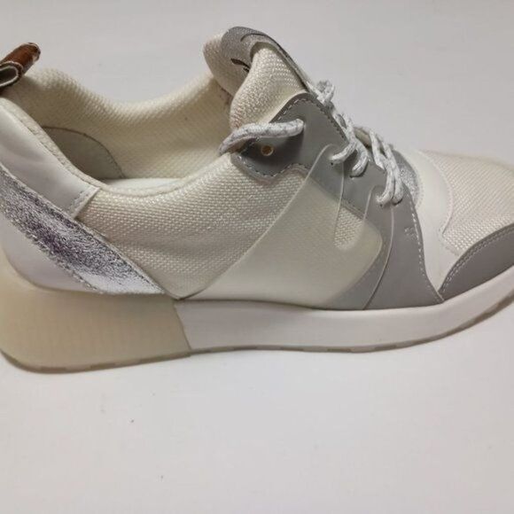 SAM EDELMAN, Darsie Gray and White Sneakers with Laces, Size 7 - Picture 1 of 7